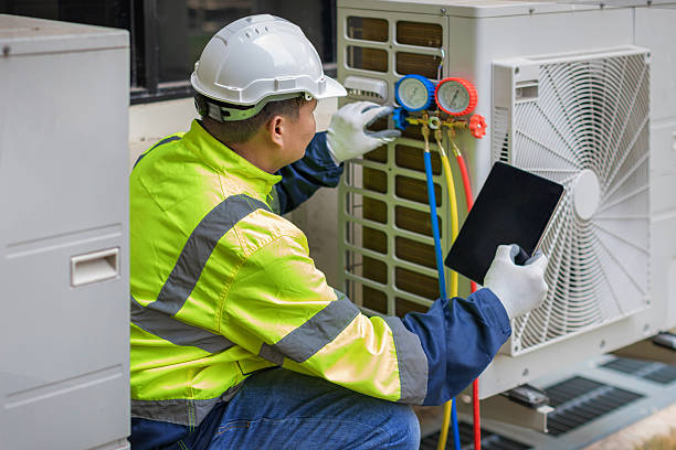 Professional Hvac technician working in Naples, NC